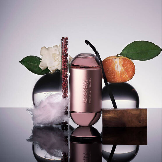 PERFUME 212 SEXY DAMA+PERFUMERO